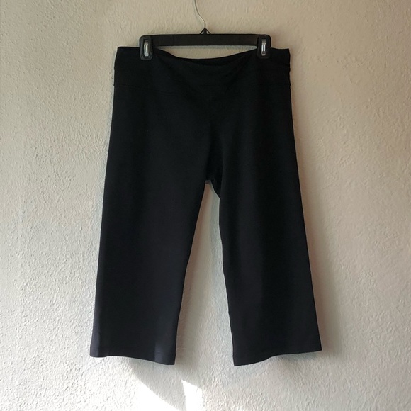 lululemon athletica Pants - Black cropped Lululemon leggings